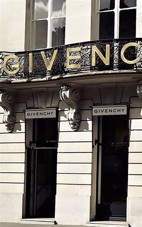 givenchy vallee village|Givenchy Outlet Paris, Offres Spéciales .